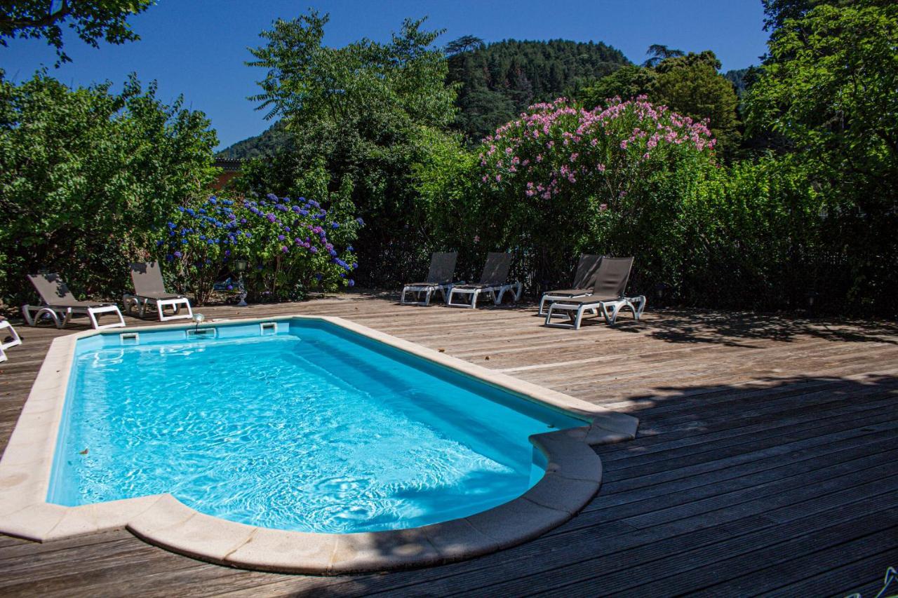 Hotel Helvie - Teritoria Vals-les-Bains Exteriör bild
